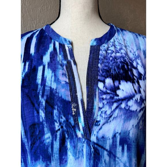Chico's Women's Asymmetrical Overlay Tunic Top Floral Blue Sequins Size 3/XL/16 - Picture 3 of 16